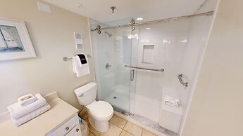 Inlet Reef 603 2 Bedroom Condo by RedAwning