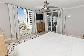 Shoreline Towers 1052 2 Bedroom Condo by RedAwning