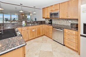 Shoreline Towers 1052 2 Bedroom Condo by RedAwning