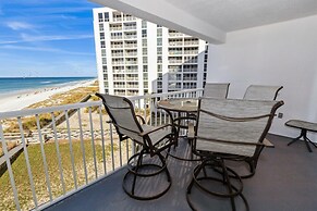 Shoreline Towers 1052 2 Bedroom Condo by RedAwning