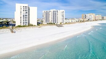 Shoreline Towers 1084 2 Bedroom Condo by RedAwning