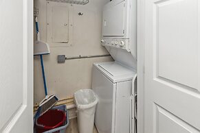 Shoreline Towers 1084 2 Bedroom Condo by RedAwning