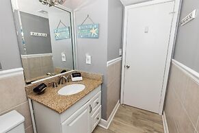 Shoreline Towers 1084 2 Bedroom Condo by RedAwning