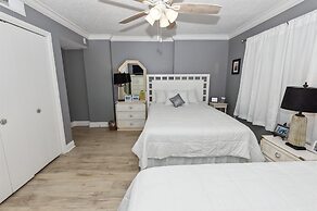 Shoreline Towers 1084 2 Bedroom Condo by RedAwning