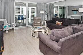 Shoreline Towers 1084 2 Bedroom Condo by RedAwning