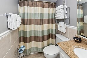 Shoreline Towers 1084 2 Bedroom Condo by RedAwning