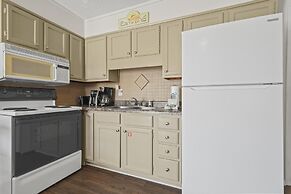 Moonraker 3 1 Bedroom Condo by RedAwning