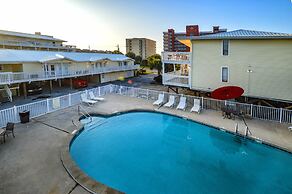 Moonraker 3 1 Bedroom Condo by RedAwning