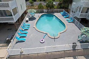 Moonraker 3 1 Bedroom Condo by RedAwning