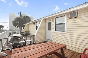 Moonraker 3 1 Bedroom Condo by RedAwning