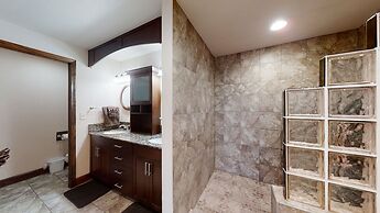 Bearadise Dreams 2 Bedroom Condo by RedAwning