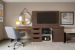 Hampton Inn & Suites Ocean City West