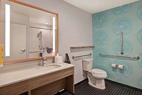 Tru by Hilton Oxford