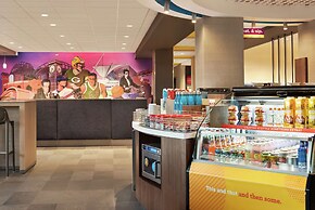 Tru By Hilton Milwaukee Brookfield