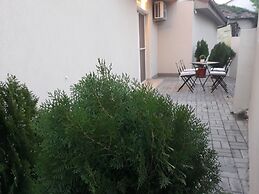 Vila & Apartments MATEA