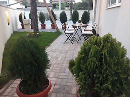 Vila & Apartments MATEA
