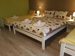 Vila & Apartments MATEA