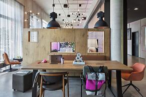Moxy Frankfurt Airport Kelsterbach