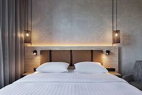 Moxy Frankfurt Airport Kelsterbach