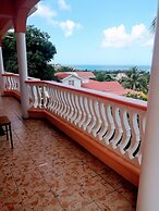 Louislyn Apartments