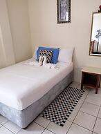 Louislyn Apartments