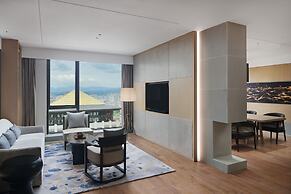 Sheraton Yunfu Xinxing Hotel