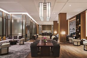 Sheraton Yunfu Xinxing Hotel