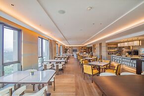 Sheraton Yunfu Xinxing Hotel