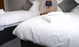 Dog & Crook Braishfield