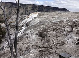 Yellowstone Village Inn and Suites