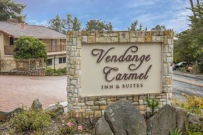Vendange Carmel Inn & Suites
