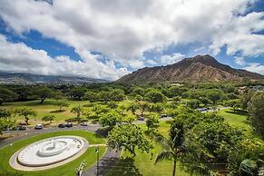 Diamond Head Beach Hotel