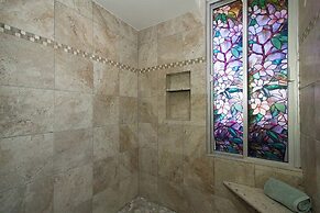 Diamond Head Beach Hotel