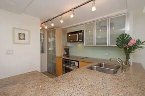 Diamond Head Beach Hotel