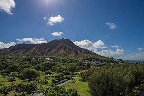 Diamond Head Beach Hotel