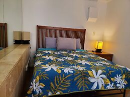 Diamond Head Beach Hotel