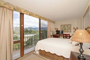Diamond Head Beach Hotel
