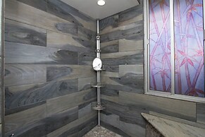 Diamond Head Beach Hotel