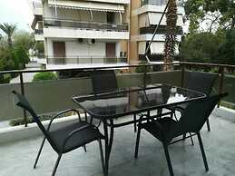 Sea & City Apartment in Voula