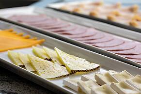 AC Hotel by Marriott Grand Rapids Downtown