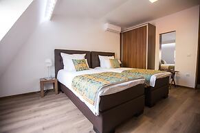 Heartland City Hotel