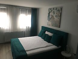 Heartland City Hotel