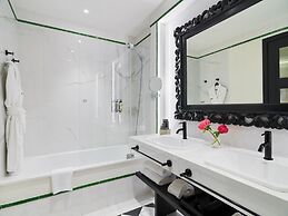 H10 Casa de la Plata