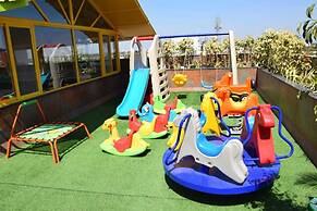 Humming Bird Hotel & Banquet