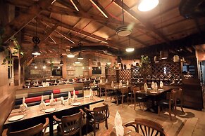 Humming Bird Hotel & Banquet