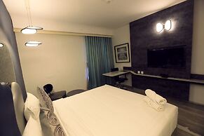 Humming Bird Hotel & Banquet