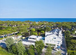 The Green Park Hotel