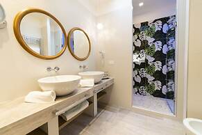 The Green Park Hotel