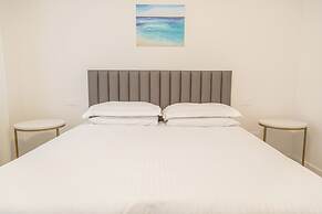 The Green Park Hotel