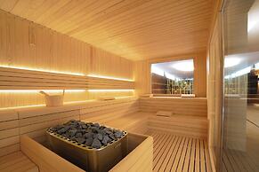 The Green Park Hotel